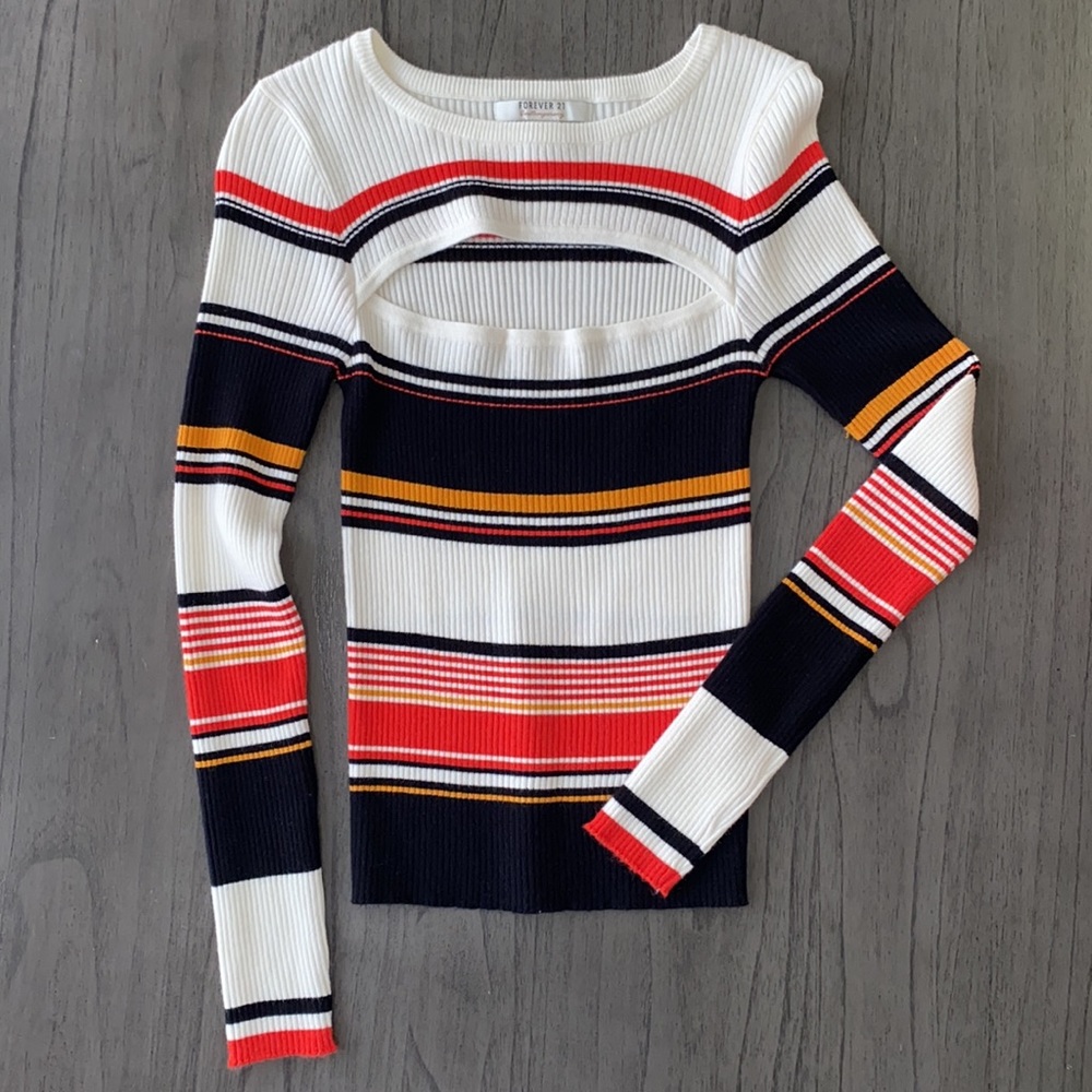 ➡️NWOT. Forever 21